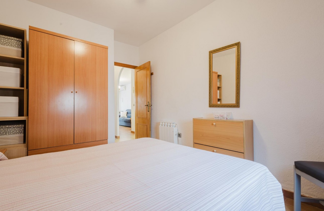 Resale - Bungalow - Torrevieja - playa de los naufragos