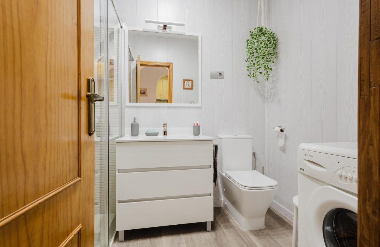 Resale - Bungalow - Torrevieja - playa de los naufragos