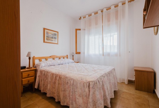Resale - Bungalow - Torrevieja - playa de los naufragos