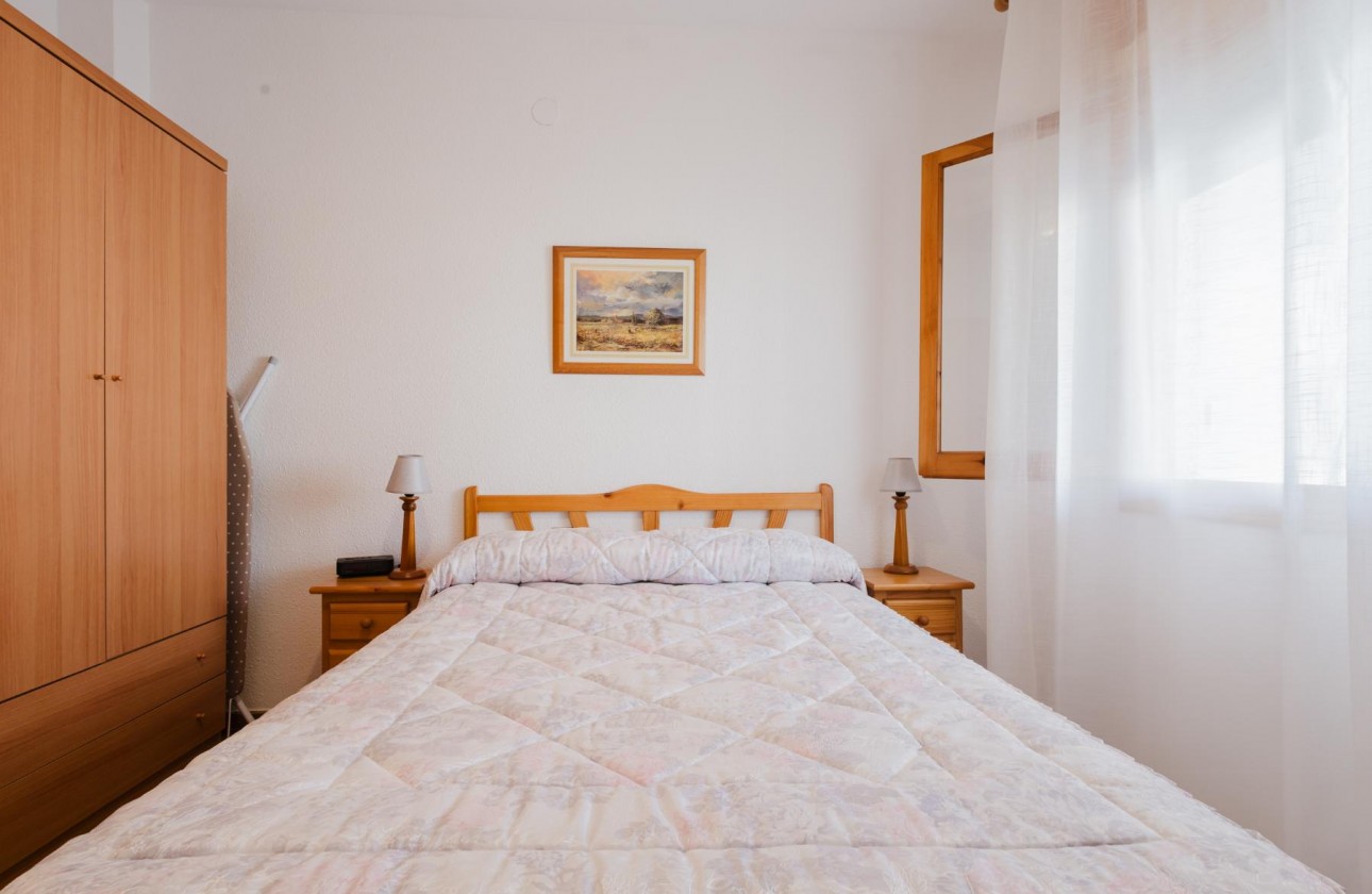 Resale - Bungalow - Torrevieja - playa de los naufragos