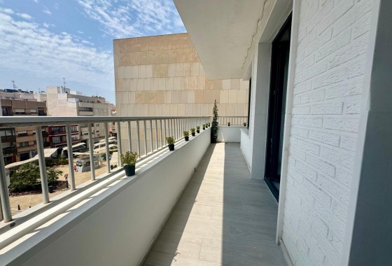 Revente - Appartement - Torrevieja - CLUB NAUTICO TORREVIEJA