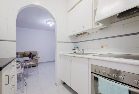 Resale - Apartment / flat - Torrevieja - Playa de La Acequion