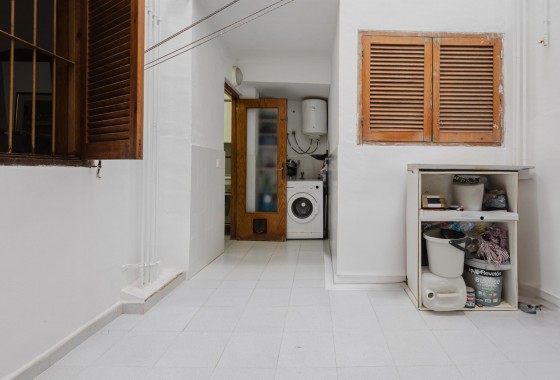 Resale - Apartment / flat - Torrevieja - Playa de La Acequion