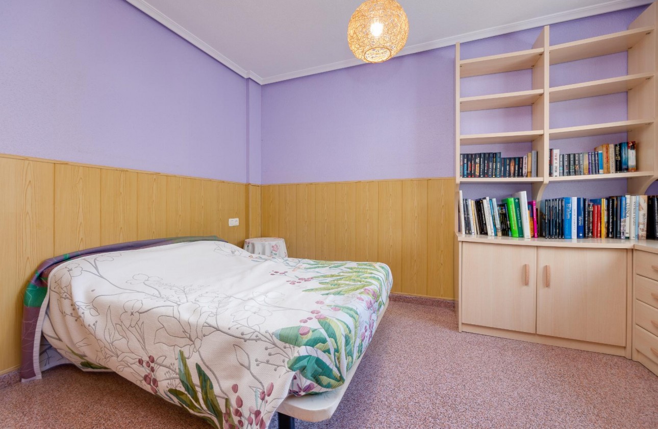 Resale - Apartment / flat - Torrevieja - PARQUE DE LAS NACIONES