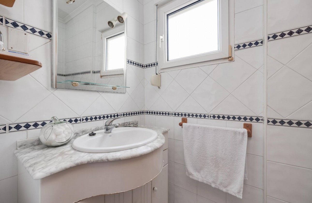 Resale - Apartment / flat - Torrevieja - PARQUE DE LAS NACIONES