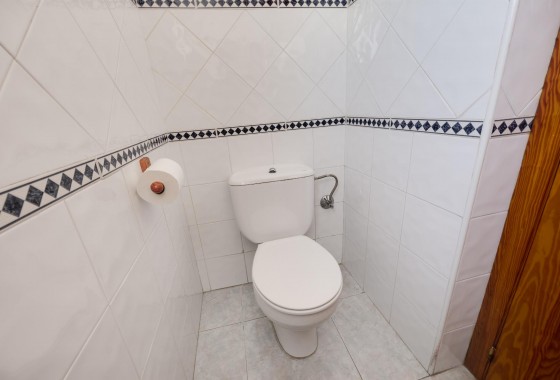 Resale - Apartment / flat - Torrevieja - PARQUE DE LAS NACIONES