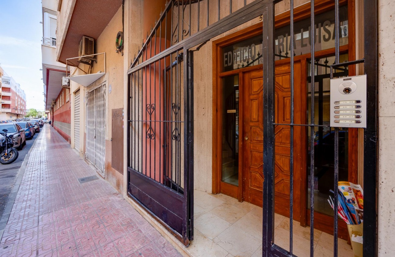 Resale - Apartment / flat - Torrevieja - PARQUE DE LAS NACIONES