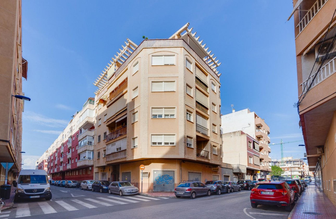 Resale - Apartment / flat - Torrevieja - PARQUE DE LAS NACIONES