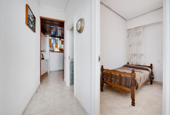 Resale - Apartment / flat - Torrevieja - Playa del Acequión