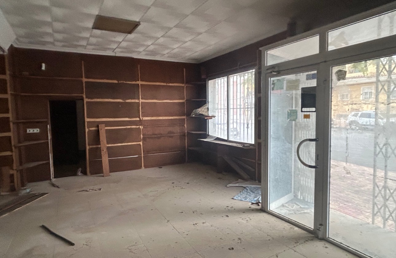 Resale - Villa - Jacarilla