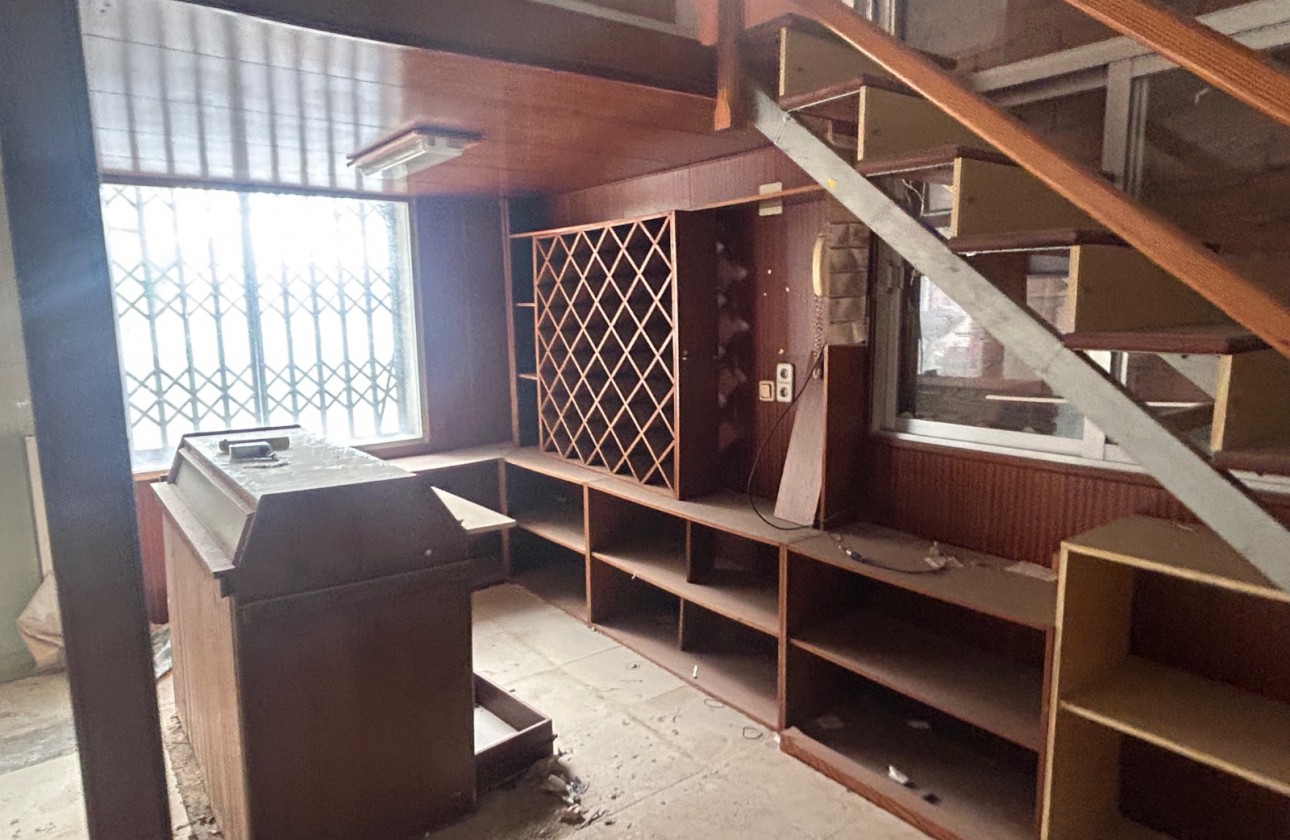 Resale - Villa - Jacarilla