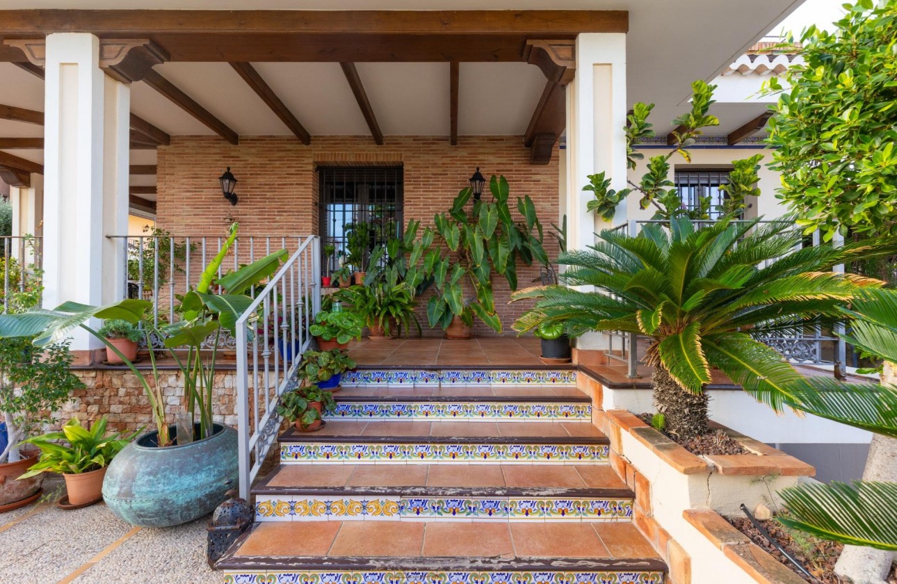 Resale - Villa - Torrevieja - La veleta