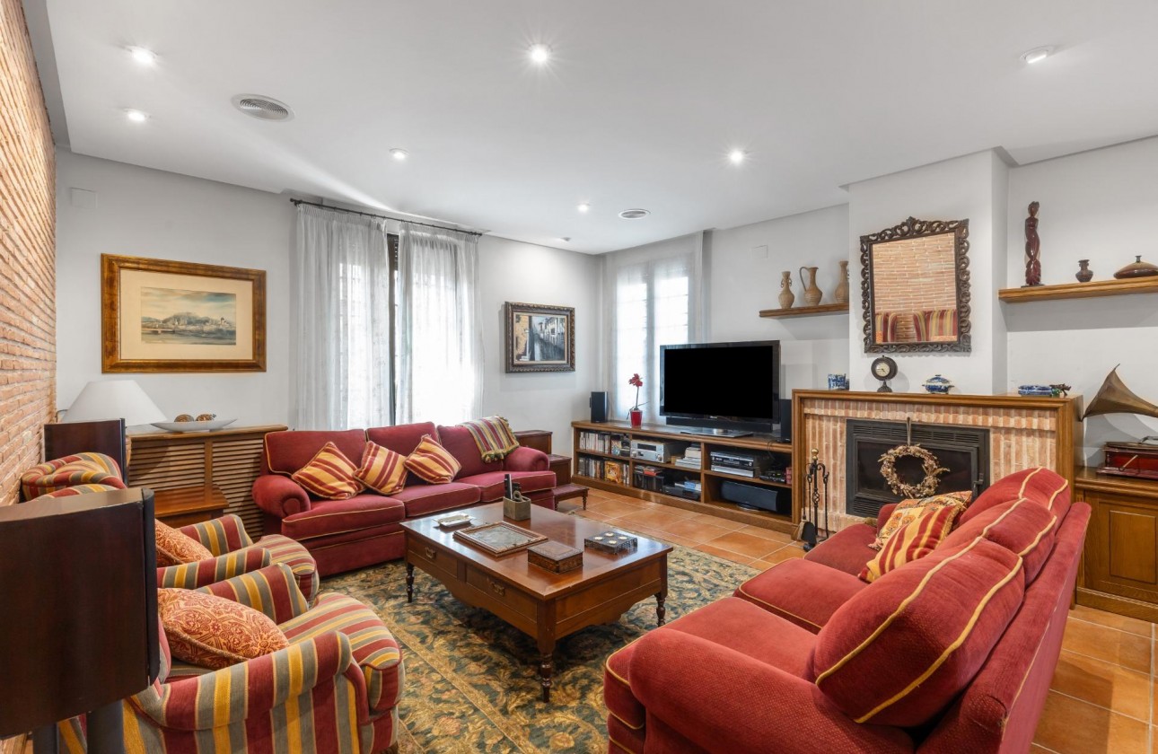 Resale - Villa - Torrevieja - La veleta