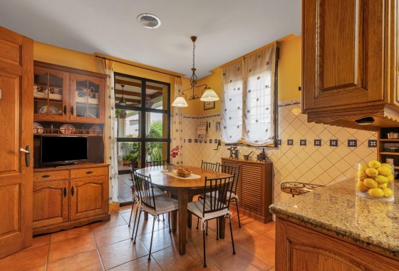 Resale - Villa - Torrevieja - La veleta