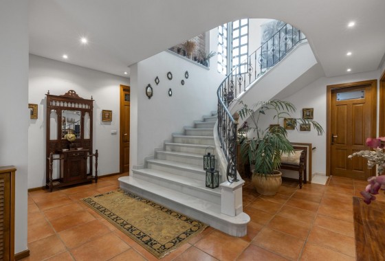 Resale - Villa - Torrevieja - La veleta