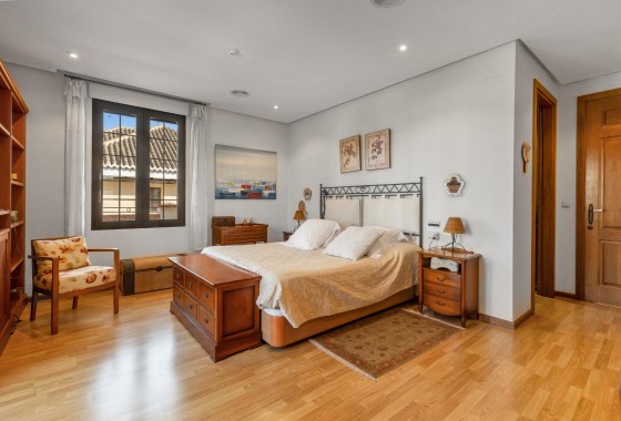 Resale - Villa - Torrevieja - La veleta