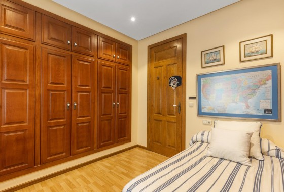 Resale - Villa - Torrevieja - La veleta