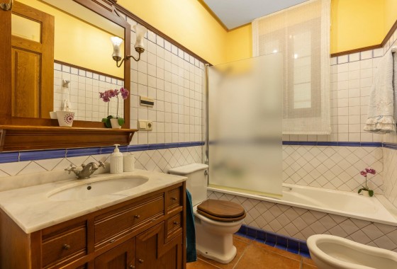 Resale - Villa - Torrevieja - La veleta