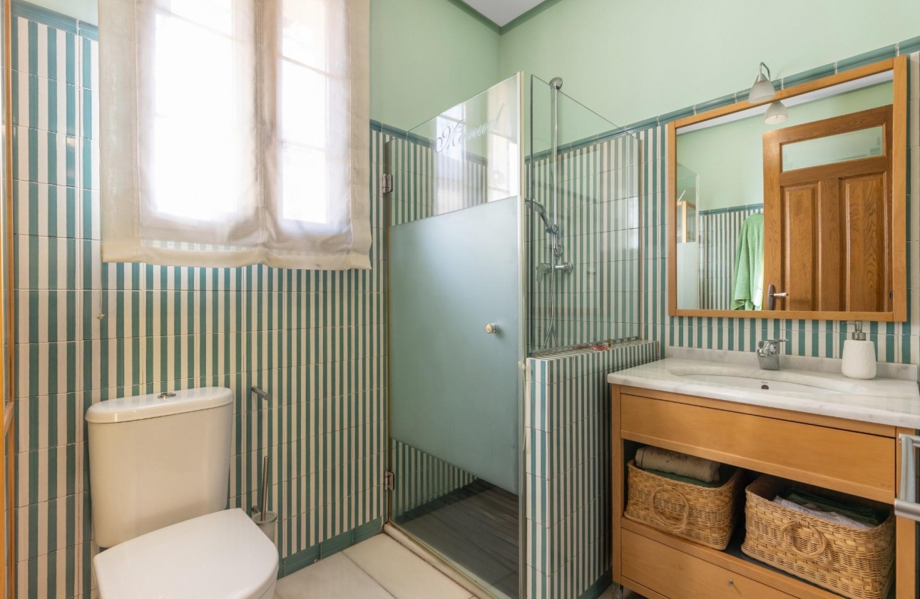 Resale - Villa - Torrevieja - La veleta