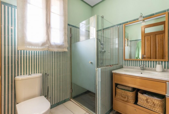 Resale - Villa - Torrevieja - La veleta