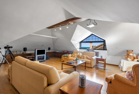 Resale - Villa - Torrevieja - La veleta