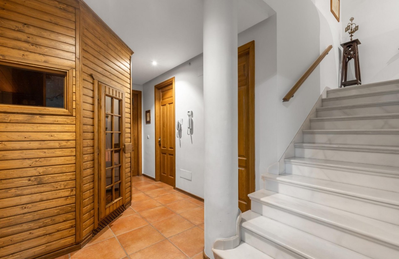 Resale - Villa - Torrevieja - La veleta