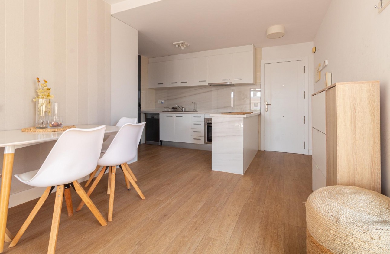 Resale - Apartment / flat - Orihuela Costa - Los Dolses