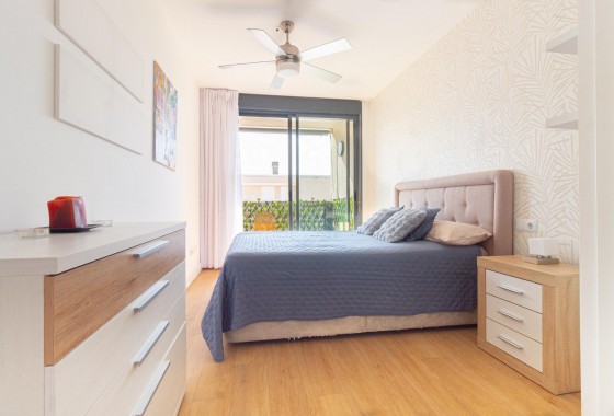 Resale - Apartment / flat - Orihuela Costa - Los Dolses