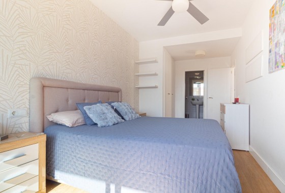 Resale - Apartment / flat - Orihuela Costa - Los Dolses