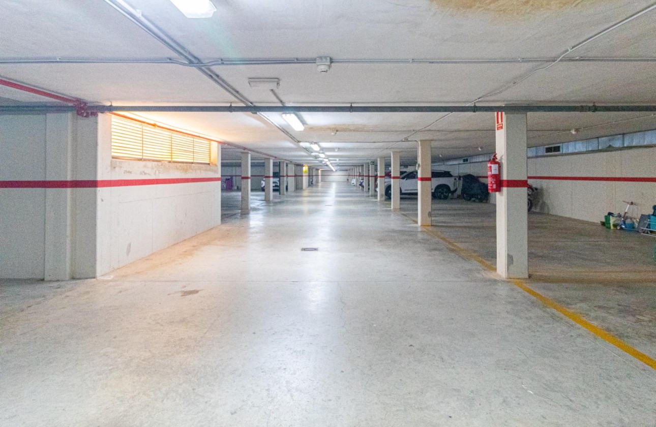 Resale - Apartment / flat - Orihuela Costa - Los Dolses