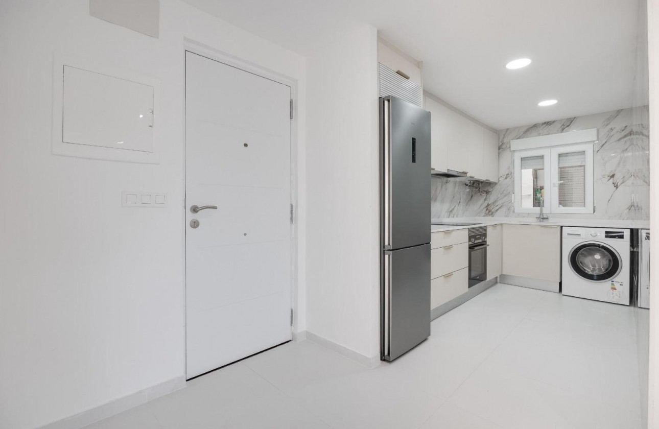 Reventa - Apartamento / piso - Torrevieja - playa de los naufragos