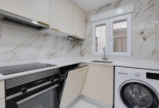 Reventa - Apartamento / piso - Torrevieja - playa de los naufragos