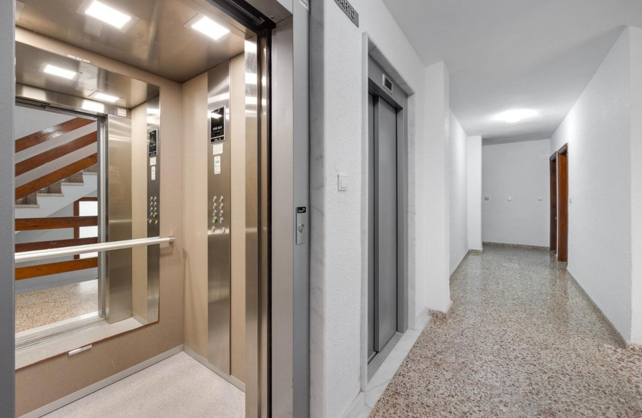 Reventa - Apartamento / piso - Torrevieja - playa de los naufragos