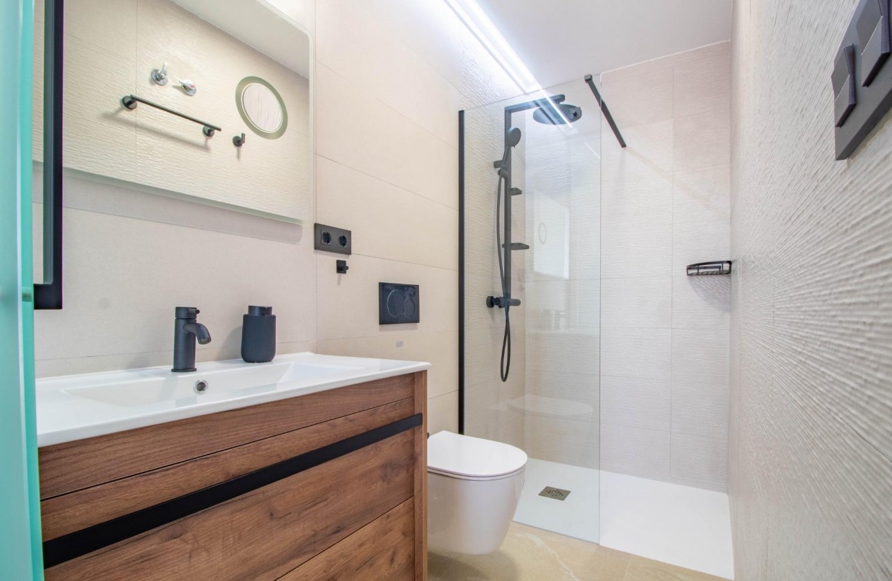 Resale - Apartment / flat - Orihuela Costa - Punta Prima