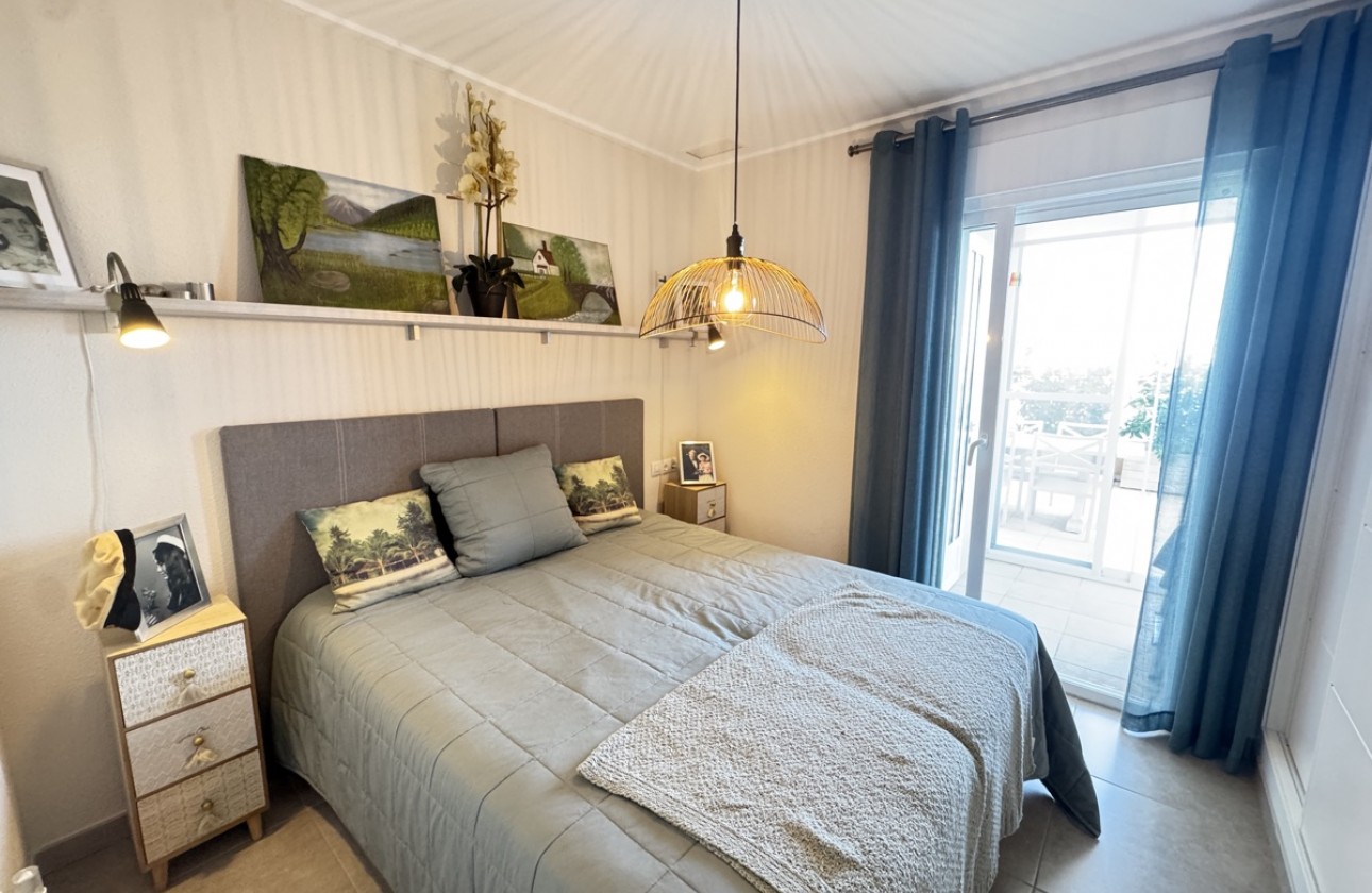 Resale - Apartment / flat - Villamartin