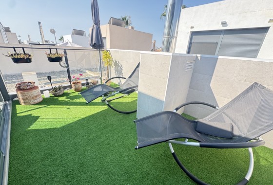 Resale - Villa - Villamartin