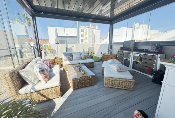 Resale - Villa - Villamartin