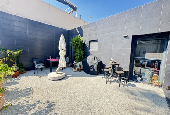 Resale - Villa - Villamartin