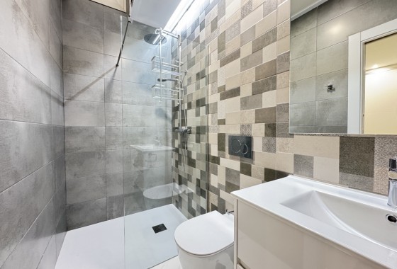 Resale - Villa - Villamartin