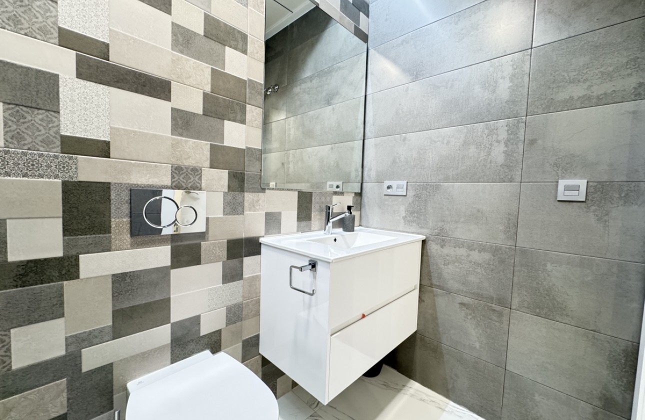 Resale - Villa - Villamartin