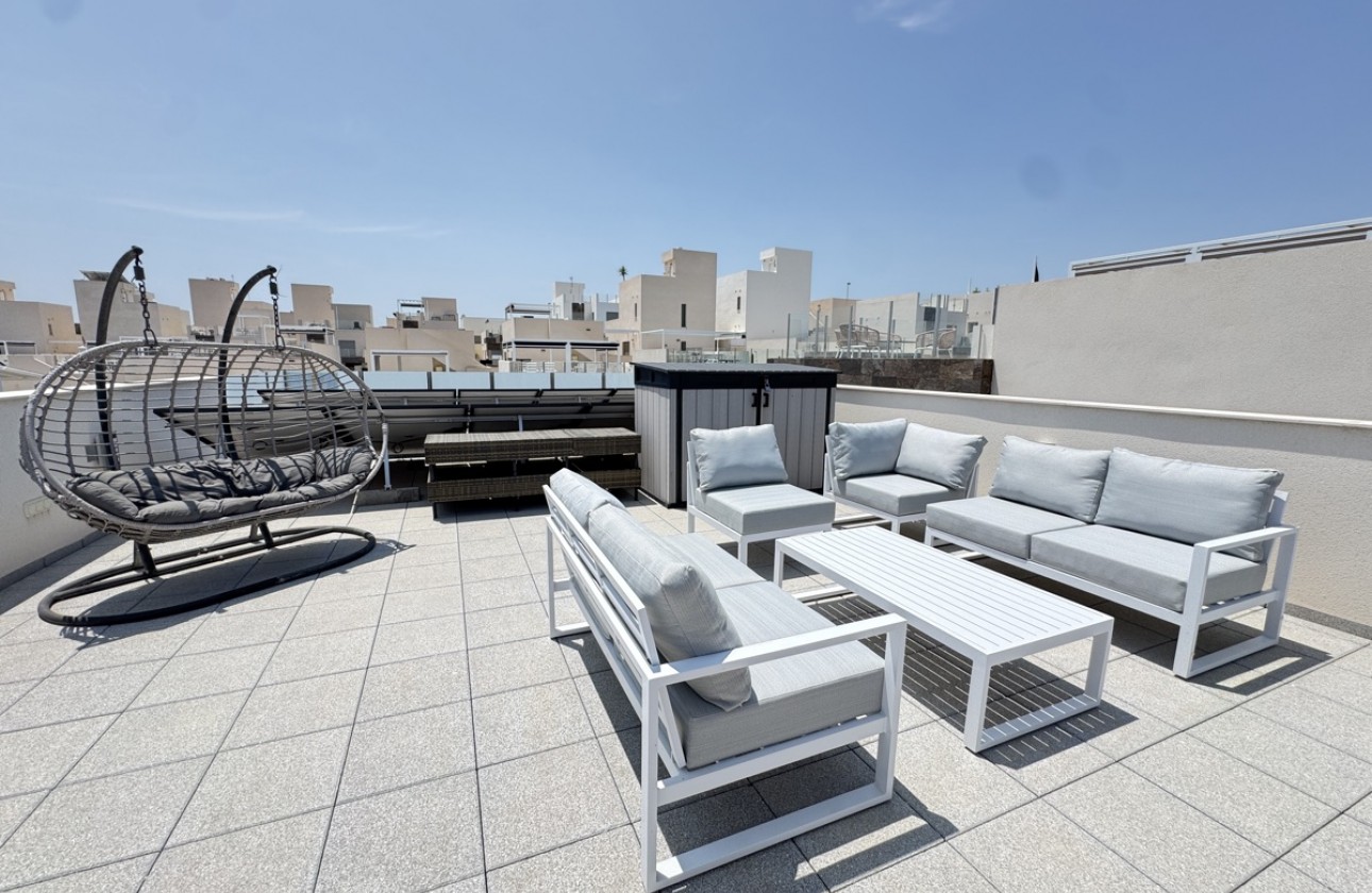 Resale - Villa - Villamartin