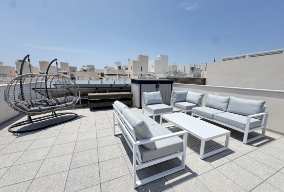 Resale - Villa - Villamartin