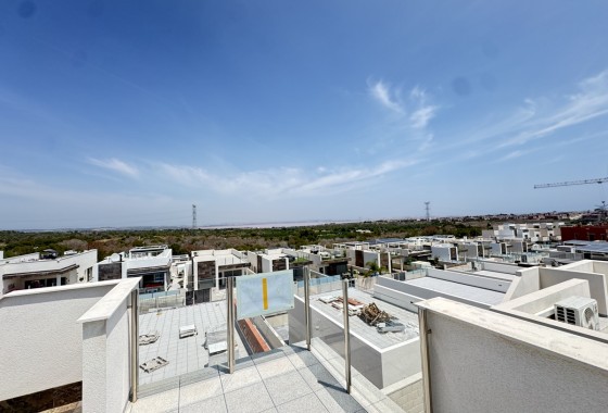 Resale - Villa - Villamartin