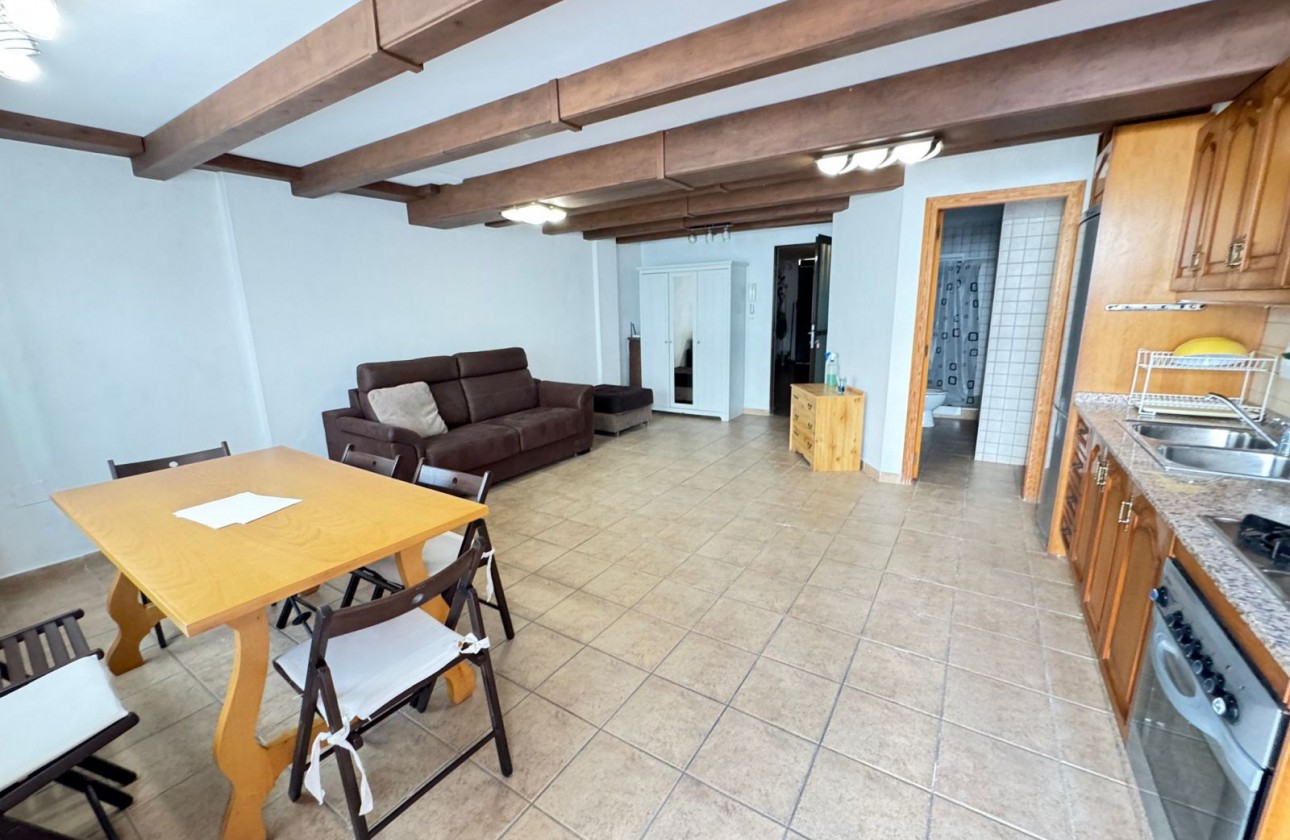 Resale - Villa - San Miguel de Salinas