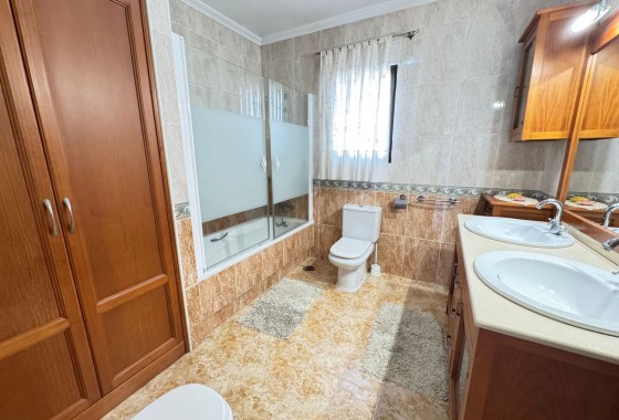 Resale - Villa - San Miguel de Salinas