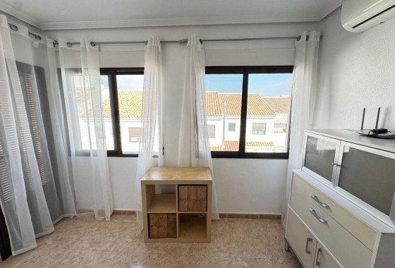 Resale - Villa - San Miguel de Salinas