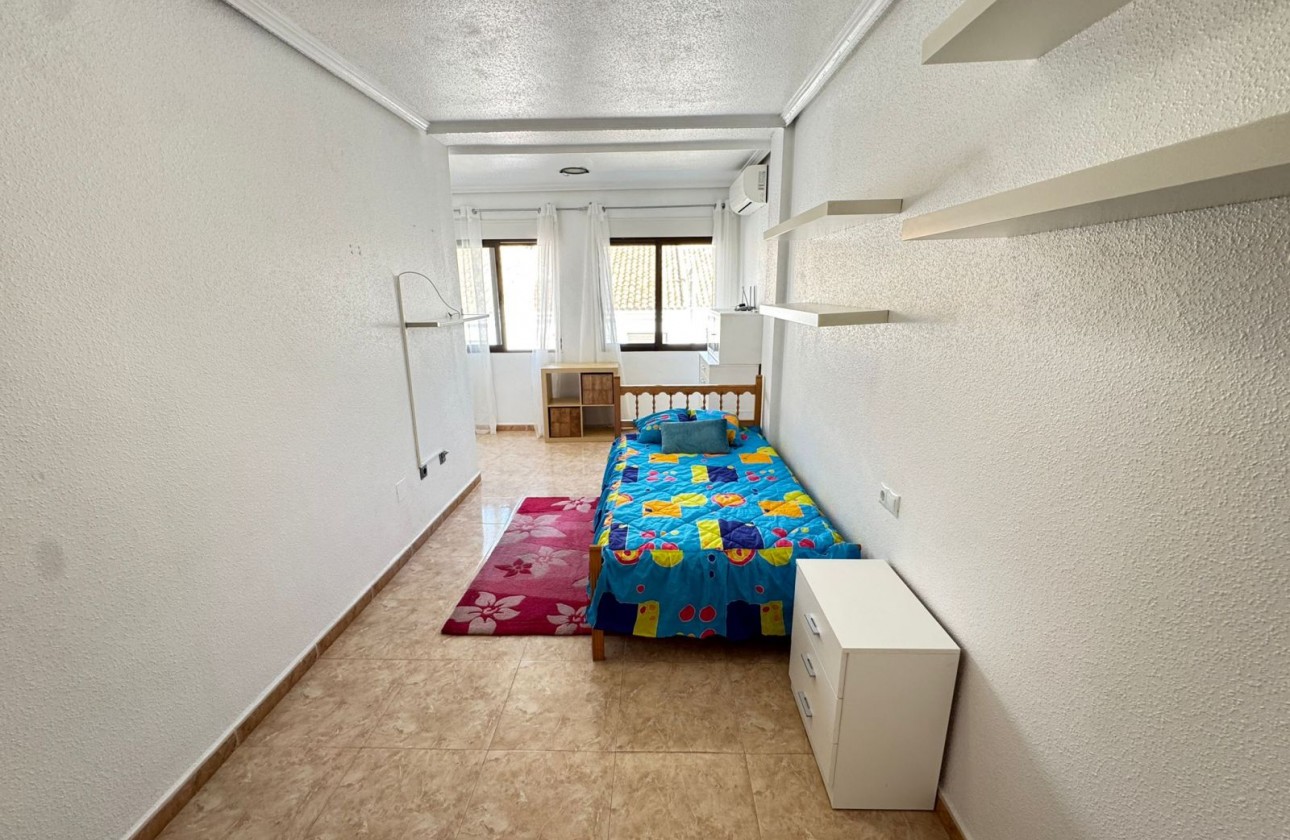 Resale - Villa - San Miguel de Salinas