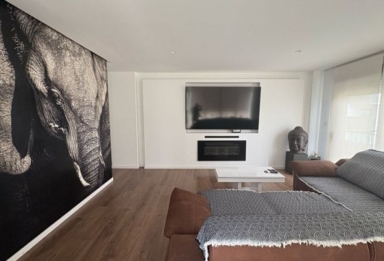 Reventa - Apartamento / piso - Elche