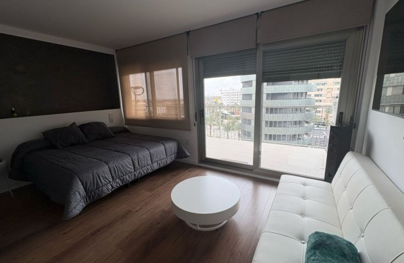 Reventa - Apartamento / piso - Elche