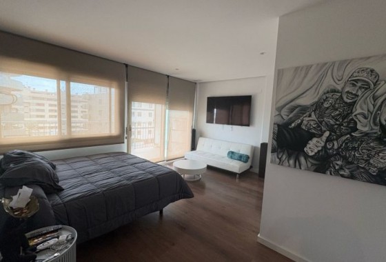 Reventa - Apartamento / piso - Elche